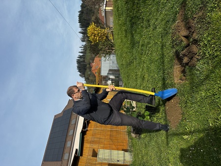 Župan zasadil lipo ob Mestni tržnici (2)